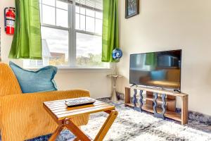 Quiet Newark Apt Near Colleges, Arenas and Hospitals