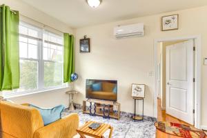 Quiet Newark Apt Near Colleges, Arenas and Hospitals