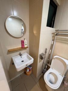 ITCC Manhattan Suites by Cozyqa Stay