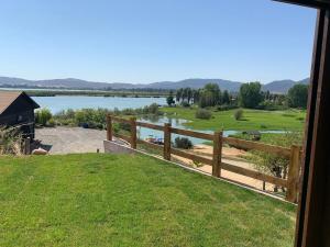 Casa con vista lago Rapel