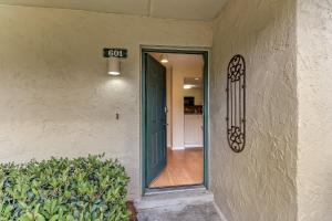 3 Bedroom Ocean Front Sailmaker Unit 601