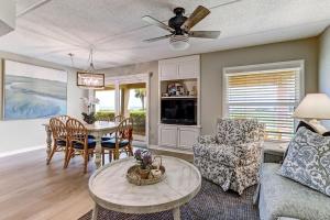 3 Bedroom Ocean Front Sailmaker Unit 601