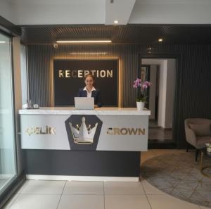 Çelik Crown Hotel
