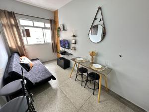 Boqueirão: 50m do mar e perto de tudo!