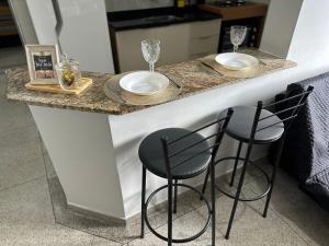 Boqueirão: 50m do mar e perto de tudo!