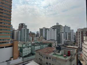 Boqueirão: 50m do mar e perto de tudo!