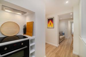 WHome Old Town Flat with a Modern Touch