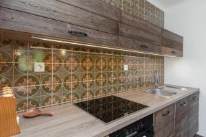 doLodge homestead in the Kolpa River canyon