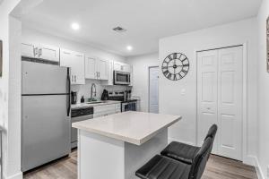 Charming North Miami Home with Private Yard — Pet-Friendly & Near Beach