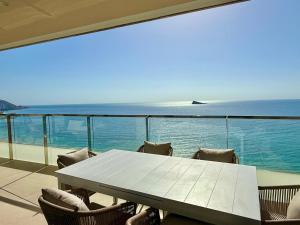 Sunset Sailors Stunning Views