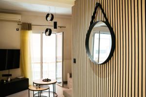 Comfy stay 2BR flat 1Gbps 4 min walk from metro