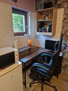 Zimmer 3 mit eigenem Bad & Eingang nähe Barmstedt Elmshorn