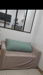 1br Topmost Floor SM Southmall View with Internet and Netflix