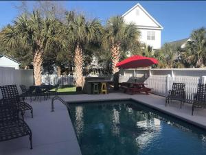 Backyard Oasis: Heated Pool, Hot Tub, and Firepit