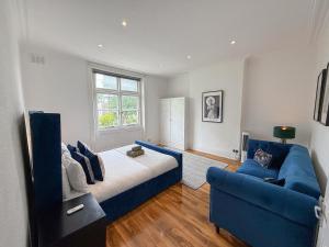Disc Monthly Rate - 2 Bedroom flat in St Johns Wood near Maida Vale, Little Venice & Abbey Road Studios