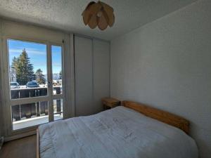 Chamrousse : Appartement pour 8 pers, 3 pièces, balcon - FR-1-549-162