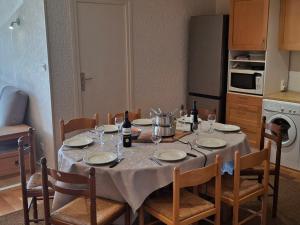 Chamrousse : Appartement pour 8 pers, 3 pièces, balcon - FR-1-549-162