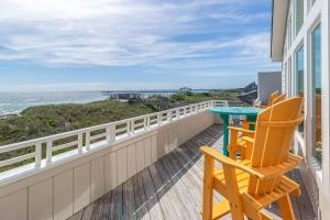 K1205 Still Salty UPDATED! Oceanfront 9BR Free Pool Heat Spring & Fall!