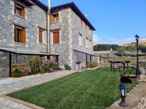 Diminio 2 Apartment at Livadi Arachova