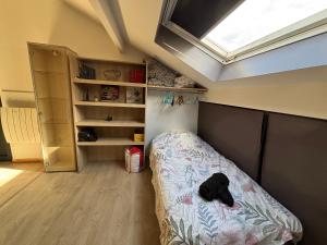 Studio 4 personnes 3 lits Thionville Wifi Parking