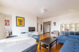 3 bright rooms in Montreuil with balcony