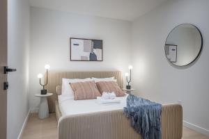 Luxury 4BR 3BA Penthouse with Private Terrace