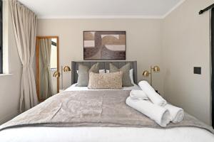 Soft Luxury 1BDR in trendy De Waterkant Nest