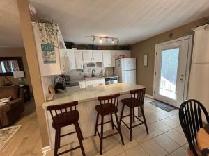 Mañana- a boaters bungalow