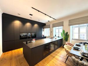 NAMASTÉ Homes - Luxus-Apartment mit Whirlpool & Garage