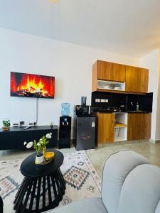 Elegant & Cozy Studio at Roysambu