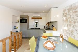 Philomer Bas Castelet