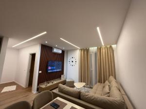 Univers City Apartment