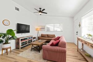 Adventure Kit Included - Near Manatee Springs