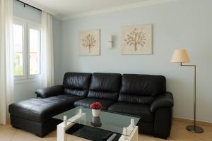 Oliva Nova Equestrian Apartment Next to MET Showground