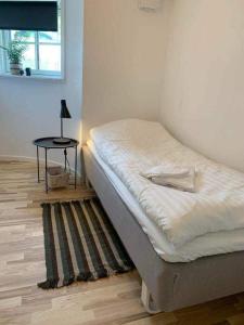 F27-K, 4 people, 4 bedrooms, fully furnished