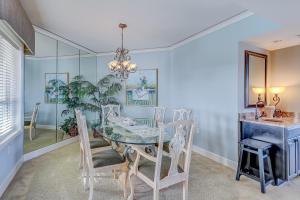 Windsor Court South 3508