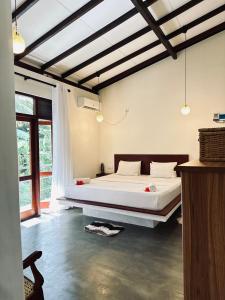 Surfside Paddy Villa