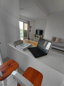 departamento temporal 38 y 13 con cochera para AUTO