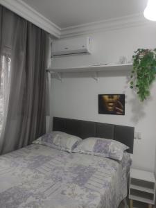 Apto 3 dorm, ao lado shoping Atlântico centro, quadra Mar balneario camboriu