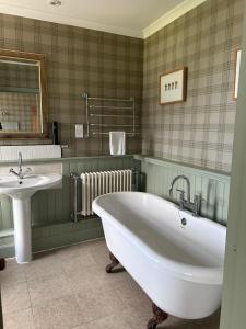 The Lodge on the Loch by OYO