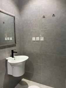 مسكن ملاذ - استديو الازدهار 3