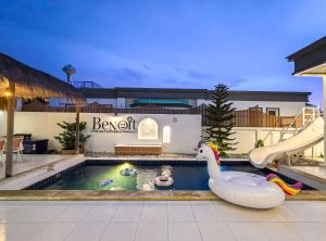 เบอร์นัว Benoit