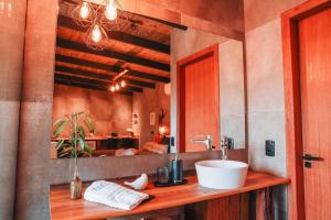 Chalé Climatizado com banheira em frente ao Parque do Passaúna em Curitiba by Tiny House Passaúna