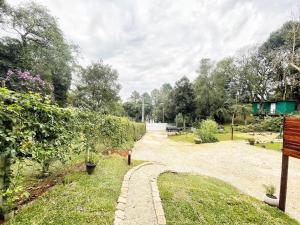 Chalé Climatizado com banheira em frente ao Parque do Passaúna em Curitiba by Tiny House Passaúna