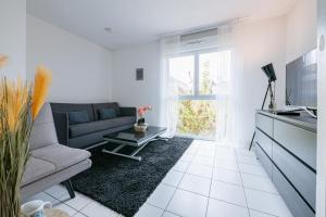 Duplex 4 personnes - tout équipé - Proche aéroport CDG