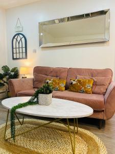 Peaceful Hideaway Flat Near Heathrow & Twickenham