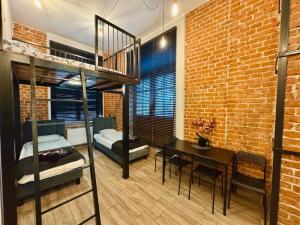 Apartament Paryski 3- przytulne studio dla 2-4 osób w CENTRUM