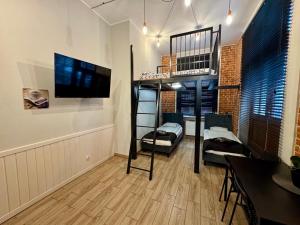 Apartament Paryski 3- przytulne studio dla 2-4 osób w CENTRUM