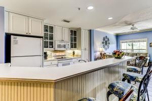 North Shore Place 407