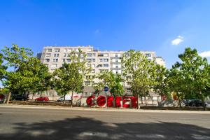 2 plazas de parking, piscina, 8 huéspedes